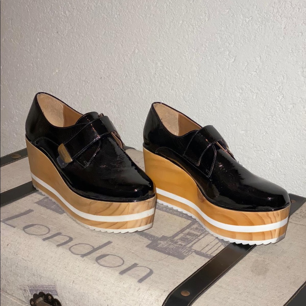Michell Domit Platforms